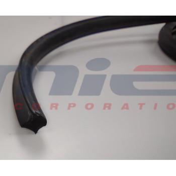 MASERATI REAR WINDSCREEN SEAL 3500 GT ONLY 1ST SERIES NON-EXPOSED VERSION MASERATI REAR WINDSCREEN SEAL 3500 GT ONLY 1ST SERIES NON-EXPOSED VERSION