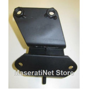 REAR SUB FRAME MOUNT (RF/LR)