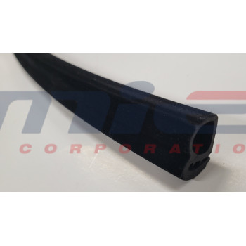 MASERATI BITURBO SPYDER REAR 1/4 WINDOW WEATHERSTRIP SEAL 337720339 QUARTER GLASS - FRONT SEAL MASERATI BITURBO SPYDER REAR 1/4 WINDOW WEATHERSTRIP SEAL 337720339 QUARTER GLASS - FRONT SEAL