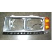 Left headlamp bezel