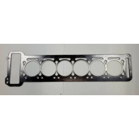 101/1/23 MASERATI ONE PIECE SOLID HEAD GASKET EXTERNAL OIL LINES 3500 GT