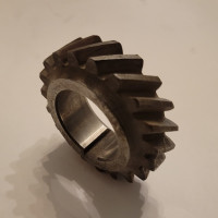 (NLA) 101/2/68 GEAR 19 TEETH