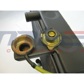 Maserati / Quattroporte I / MASERATI MEXICO QUATTROPORTE TIPO AM 112 107 4.2L 4.7L FIM GENUINE NEW OLD STOCK RADIATOR NOS Maserati / Quattroporte I / MASERATI MEXICO QUATTROPORTE TIPO AM 112 107 4.2L 4.7L FIM GENUINE NEW OLD STOCK RADIATOR NOS