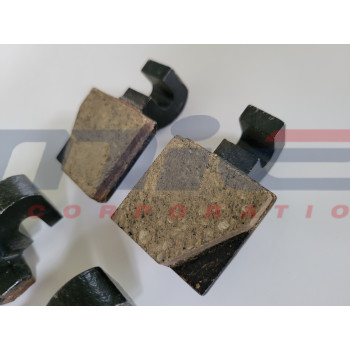 Ferrari / 206 GT Dino / MASERATI 3500 GT VIGNALE MISTRAL SEBRING HAND BRAKE PADS PAD SET HOOK STYLE FERRARI 206 DINO Ferrari / 206 GT Dino / MASERATI 3500 GT VIGNALE MISTRAL SEBRING HAND BRAKE PADS PAD SET HOOK STYLE FERRARI 206 DINO