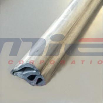 Maserati / Mexico 112 / Gummigegossener Überzug rechtes hinteres Schwungrad (bis Wagen-Nr. 750) Maserati / Mexico 112 / Gummigegossener Überzug rechtes hinteres Schwungrad (bis Wagen-Nr. 750)