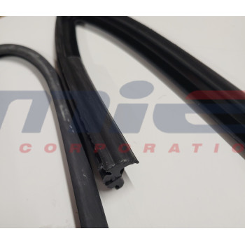 GHIBLI VENT WINDOW RUBBER SET GHIBLI VENT WINDOW RUBBER SET