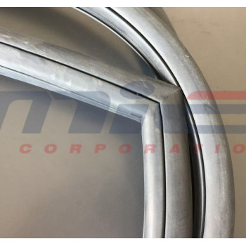 Ferrari / 250 GT Pininfarina Coupe / DICHTUNGSSTREIFEN FÜR DIE HECKSCHEIBE (1959-63) Ferrari / 250 GT Pininfarina Coupe / DICHTUNGSSTREIFEN FÜR DIE HECKSCHEIBE (1959-63)