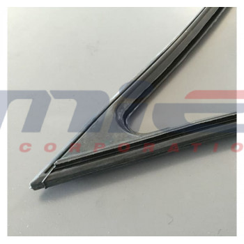 Ferrari / 365 Daytona / JUNTA DE GOMA DE LA VENTANILLA DERECHA Ferrari / 365 Daytona / JUNTA DE GOMA DE LA VENTANILLA DERECHA