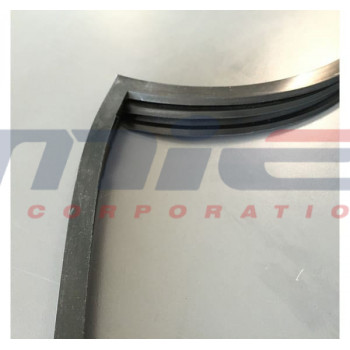 Ferrari / 365 Daytona / FRONT SIDE LAMP RUBBER SEAL DX Ferrari / 365 Daytona / FRONT SIDE LAMP RUBBER SEAL DX