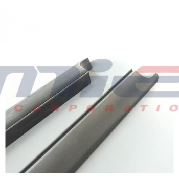 Ferrari / 208 GTB/GTS / RH/LH (Complete Set) SIDE OPEN ROOF RUBBER SEAL Ferrari / 208 GTB/GTS / RH/LH (Complete Set) SIDE OPEN ROOF RUBBER SEAL