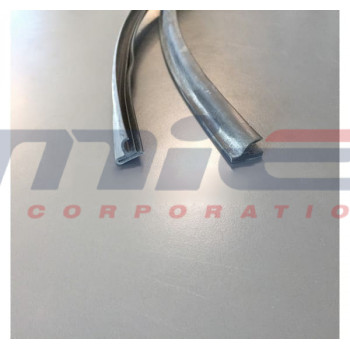 Ferrari / 400 i / RH/LH (Ensemble complet) CAOUTCHOUC AUTOUR DE LA PORTE Ferrari / 400 i / RH/LH (Ensemble complet) CAOUTCHOUC AUTOUR DE LA PORTE