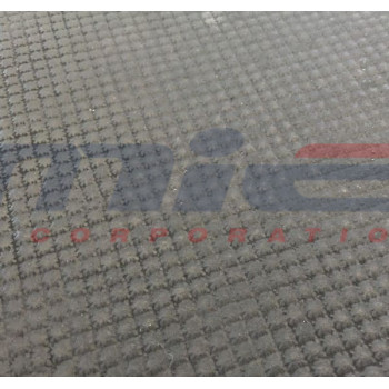 Lamborghini / Urraco / REVÊTEMENT EN CAOUTCHOUC DU REPOSE-PIEDS Lamborghini / Urraco / REVÊTEMENT EN CAOUTCHOUC DU REPOSE-PIEDS