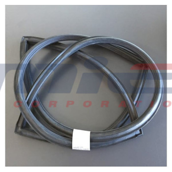 DeTomaso / Pantera / WINDSHIELD SEAL 2nd SERIES (AFTER 1971)